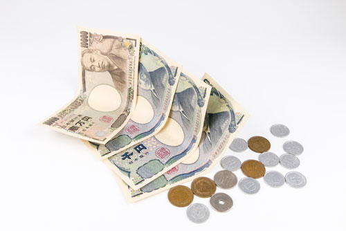 申告をする際に必要な書類などはあるのかについて